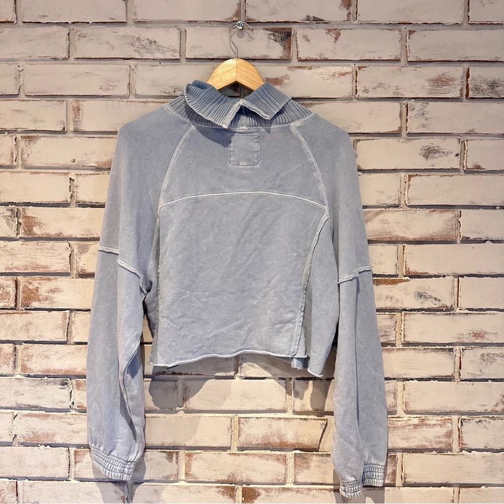 Aerie New Heights Turtleneck Sweatshirt cloud wash blue - Picture 5 of 6